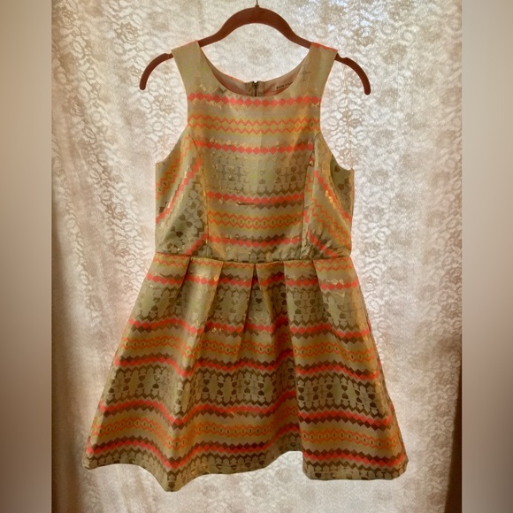Boutique Gold and Peach Event Dress Size Large - Picture 1 of 4